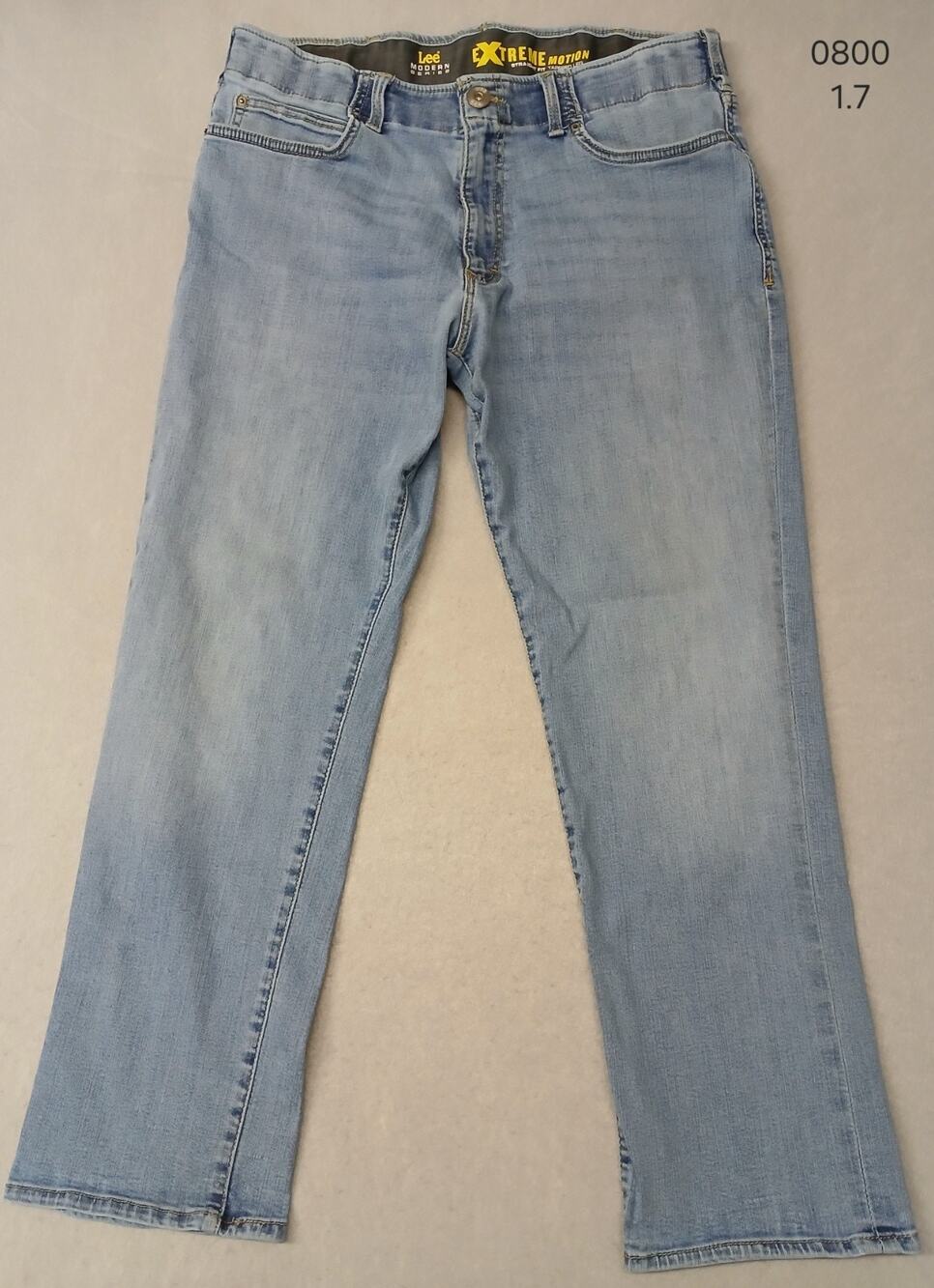 Lee Modern Series (32x30) Men's Straight Fit Tapered Leg Blue Denim Jeans
